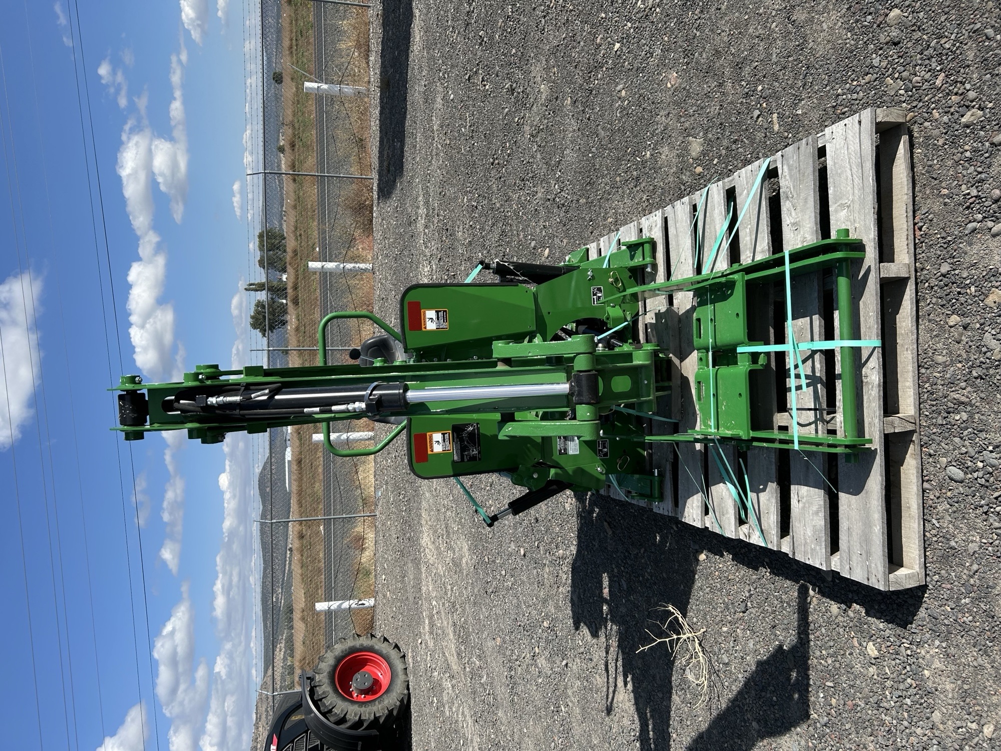 2022 John Deere 375A