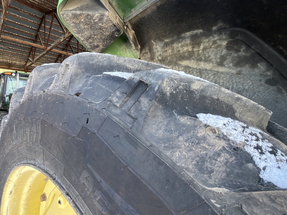 1998 John Deere 7610