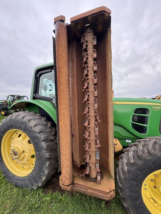 2011 John Deere 7330