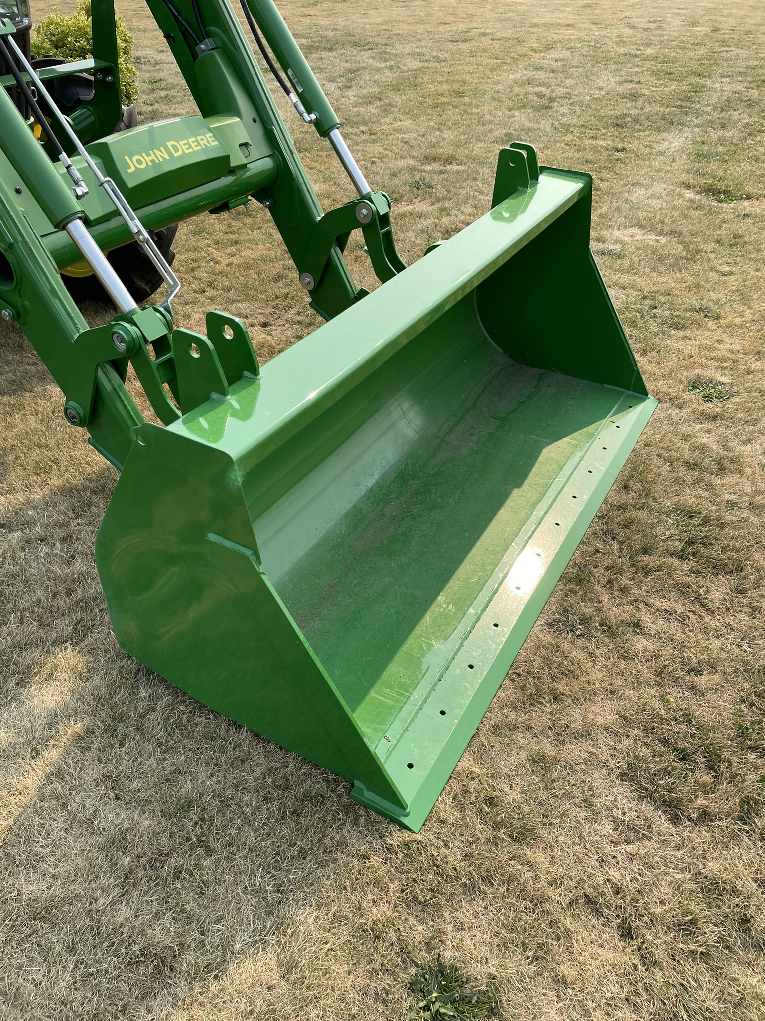 2022 John Deere 5065E