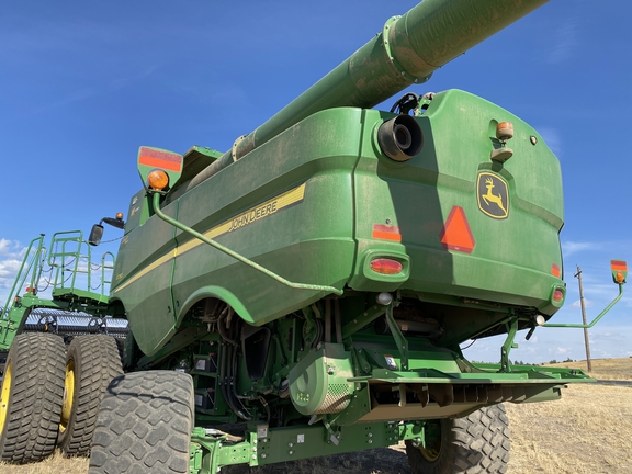 2019 John Deere S780