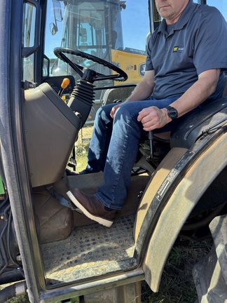 2004 John Deere 5520N