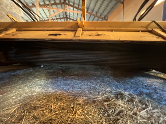 2009 New Holland H8080