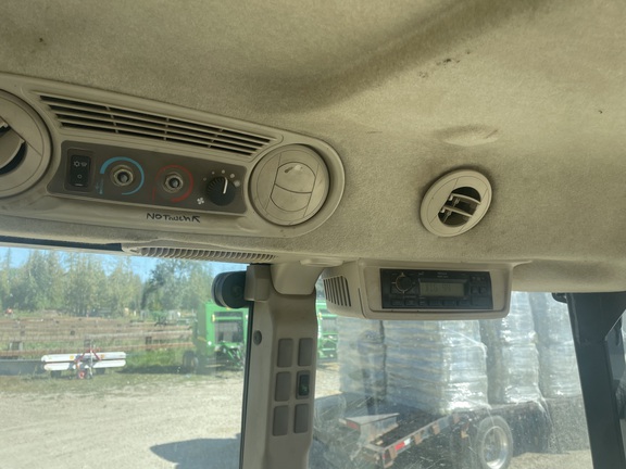 2014 John Deere 6140D