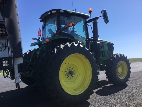 2025 John Deere 6R250