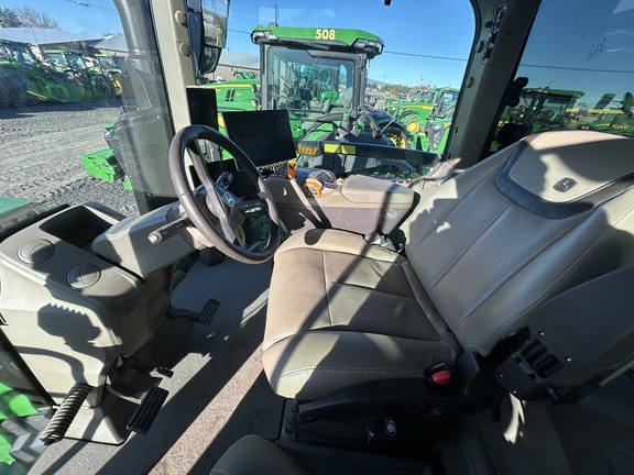 2025 John Deere 8RT340