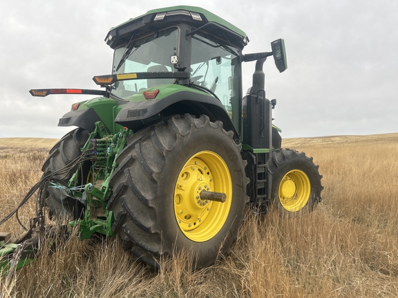 2025 John Deere 7R270