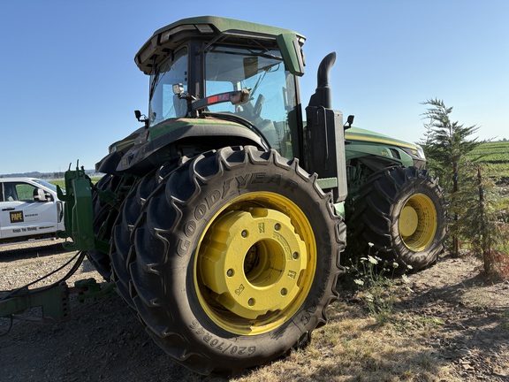 2023 John Deere 8370