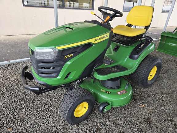2024 John Deere S220