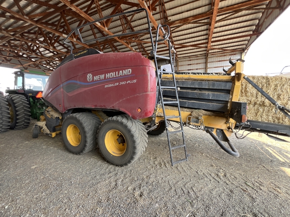 2023 New Holland 340+