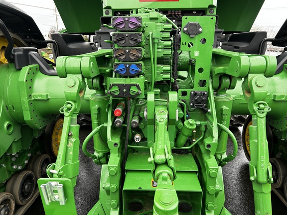 2022 John Deere 8RX370