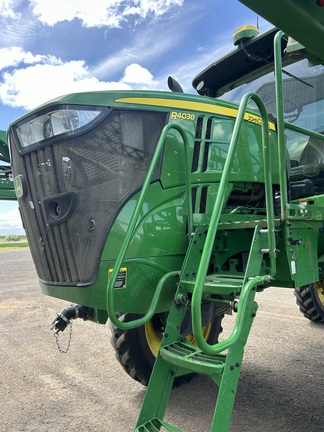 2020 John Deere R4038