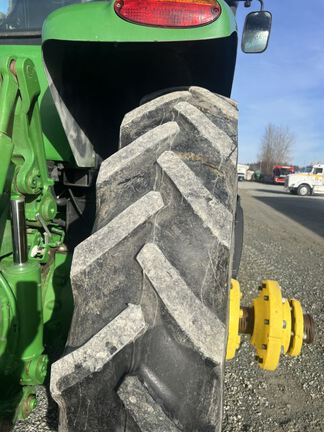 2012 John Deere 7260R