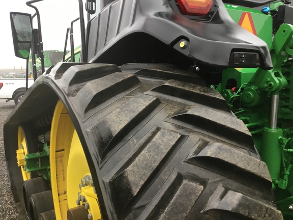 2025 John Deere 8RT410