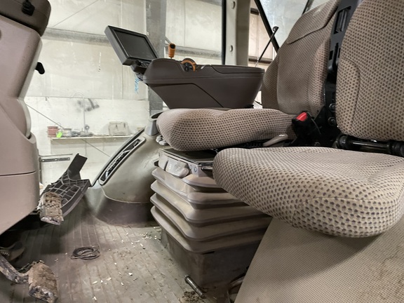 2018 John Deere 7230R