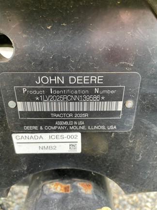 2022 John Deere 2025R