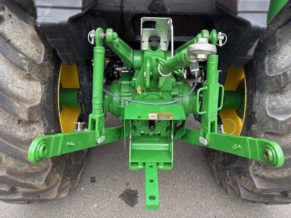 2022 John Deere 4044R
