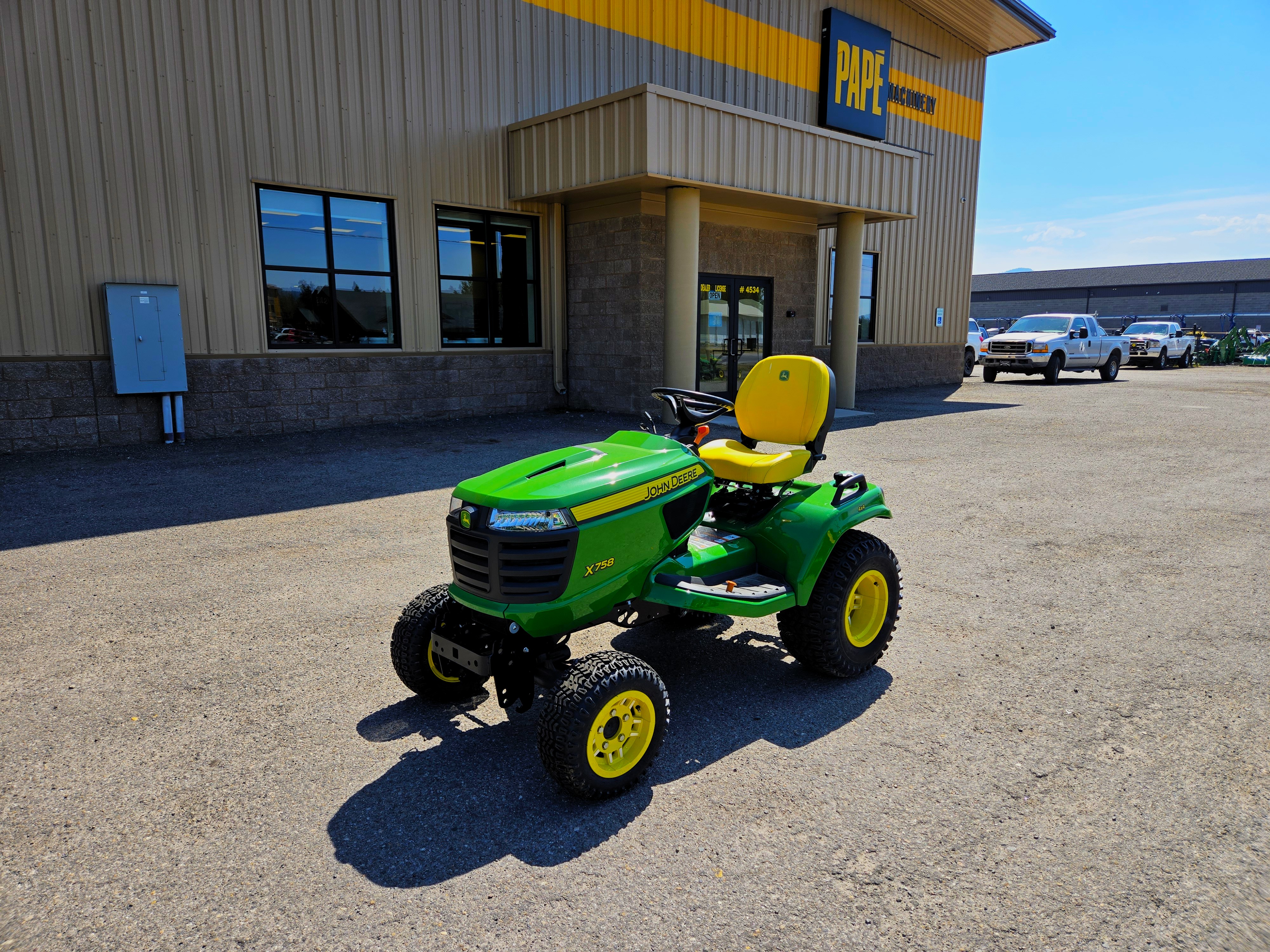 2024 John Deere X758