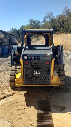 2018 John Deere 325G