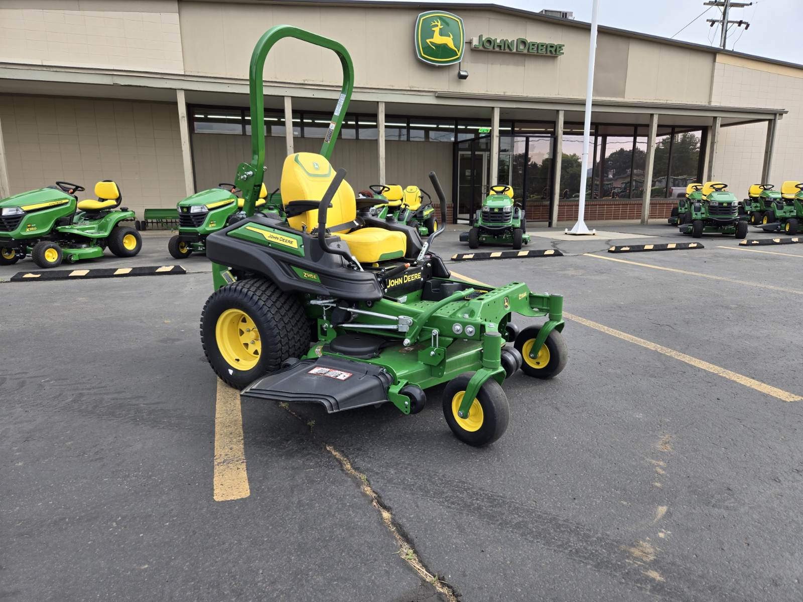 2023 John Deere Z915E