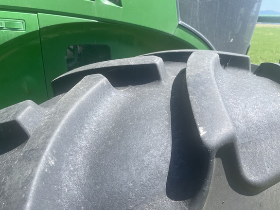 2014 John Deere 7230R