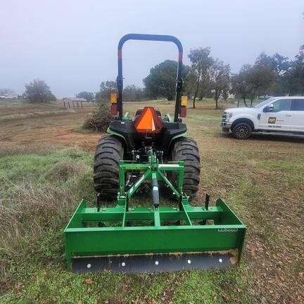 2021 John Deere 3032E