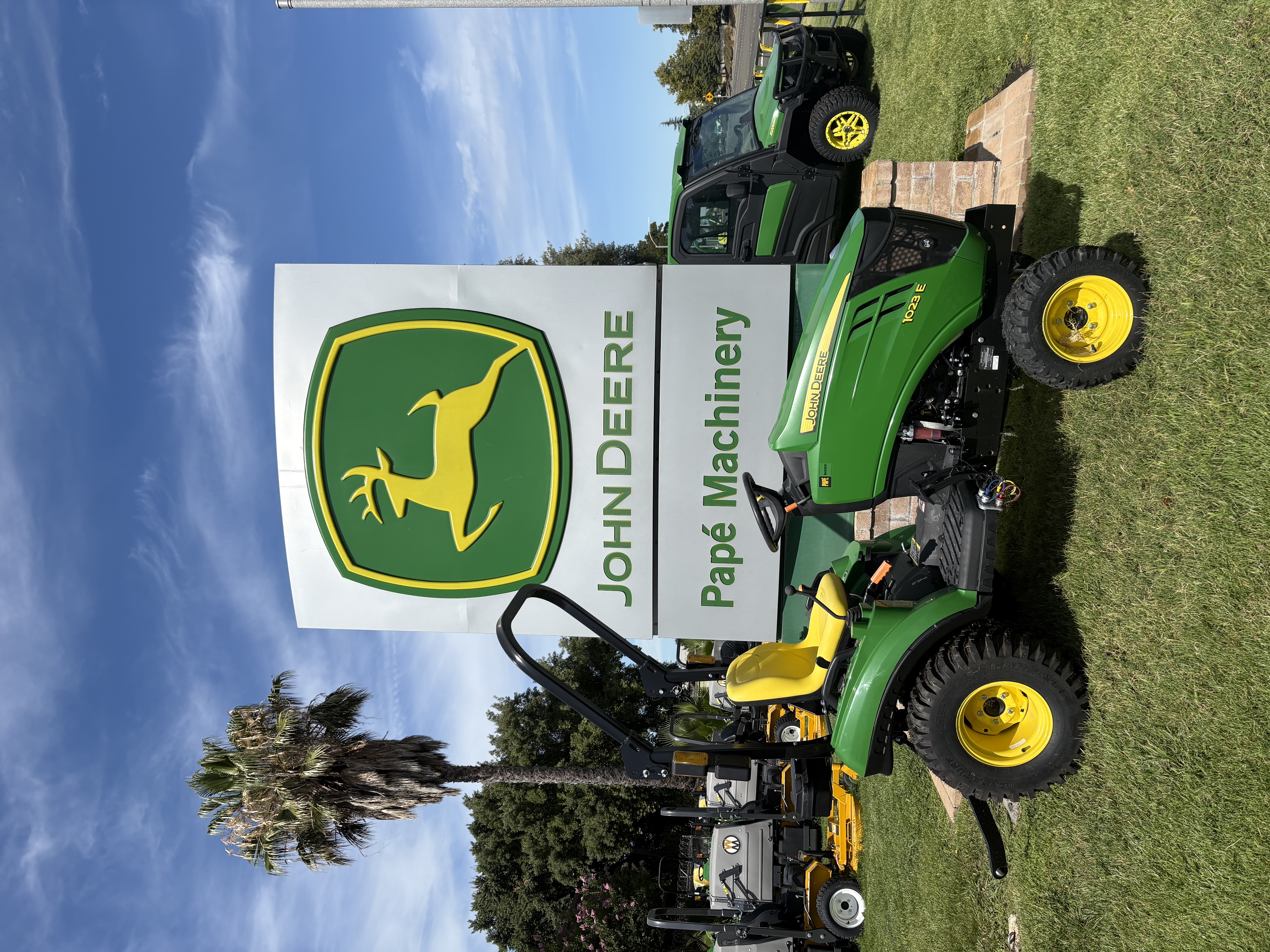 2023 John Deere 1023E