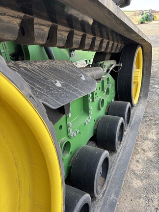 2025 John Deere 9RT590