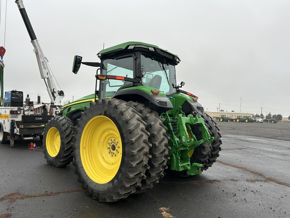 2023 John Deere 8R250
