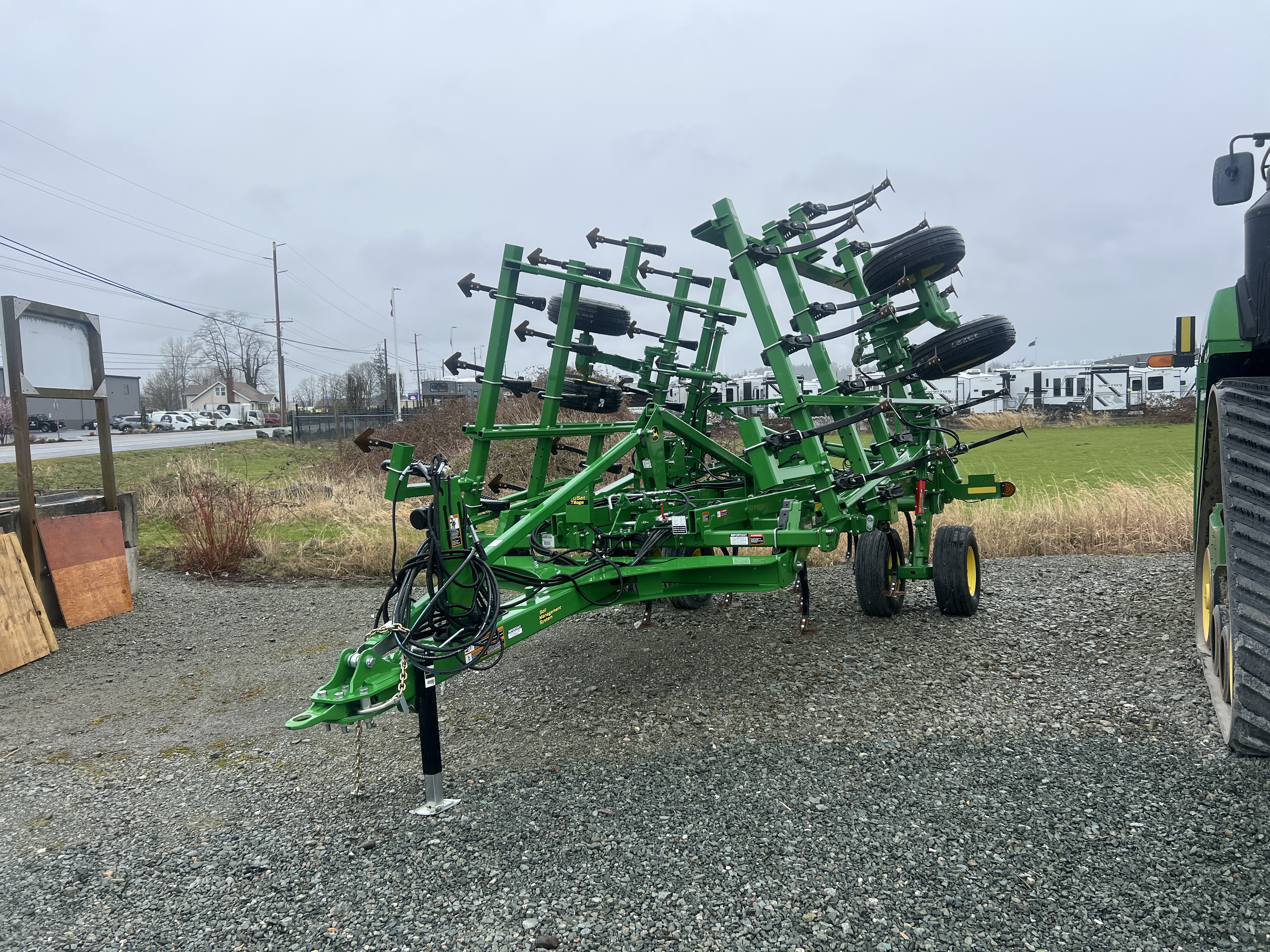 2023 John Deere 2230LL