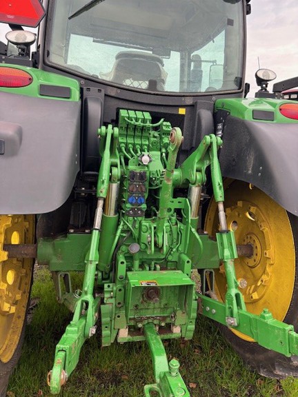 2019 John Deere 6175R