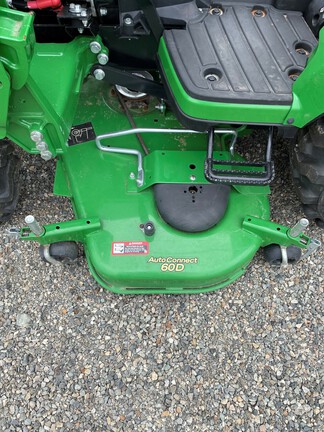 2022 John Deere 2025R