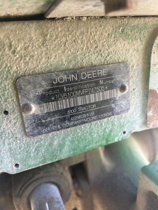 2015 John Deere 5100MH
