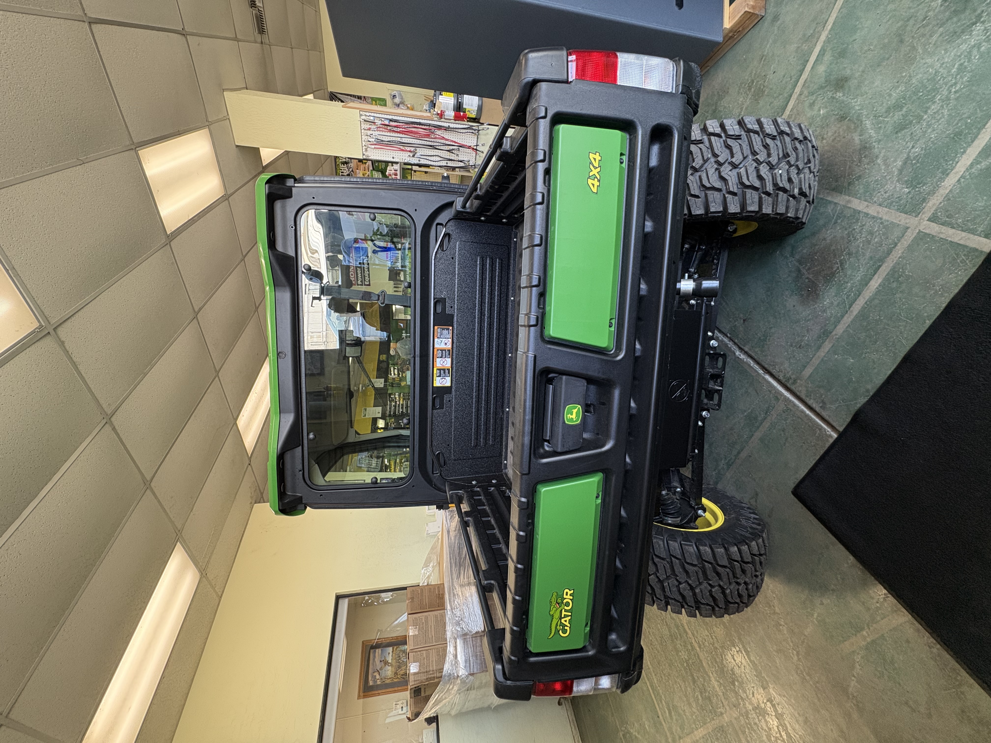2024 John Deere 835R