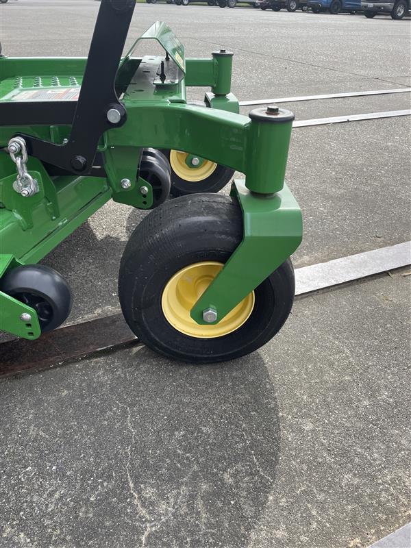 2023 John Deere Z735M