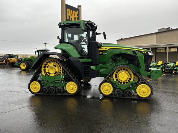 2022 John Deere 8RX370