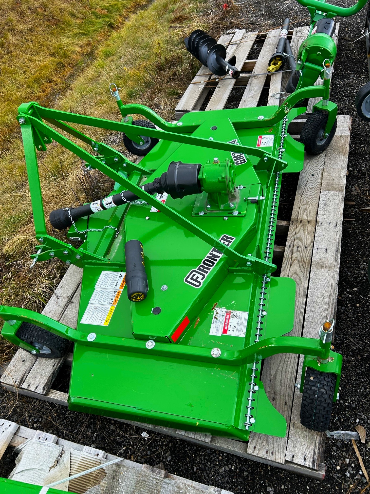 2024 Frontier GM2084