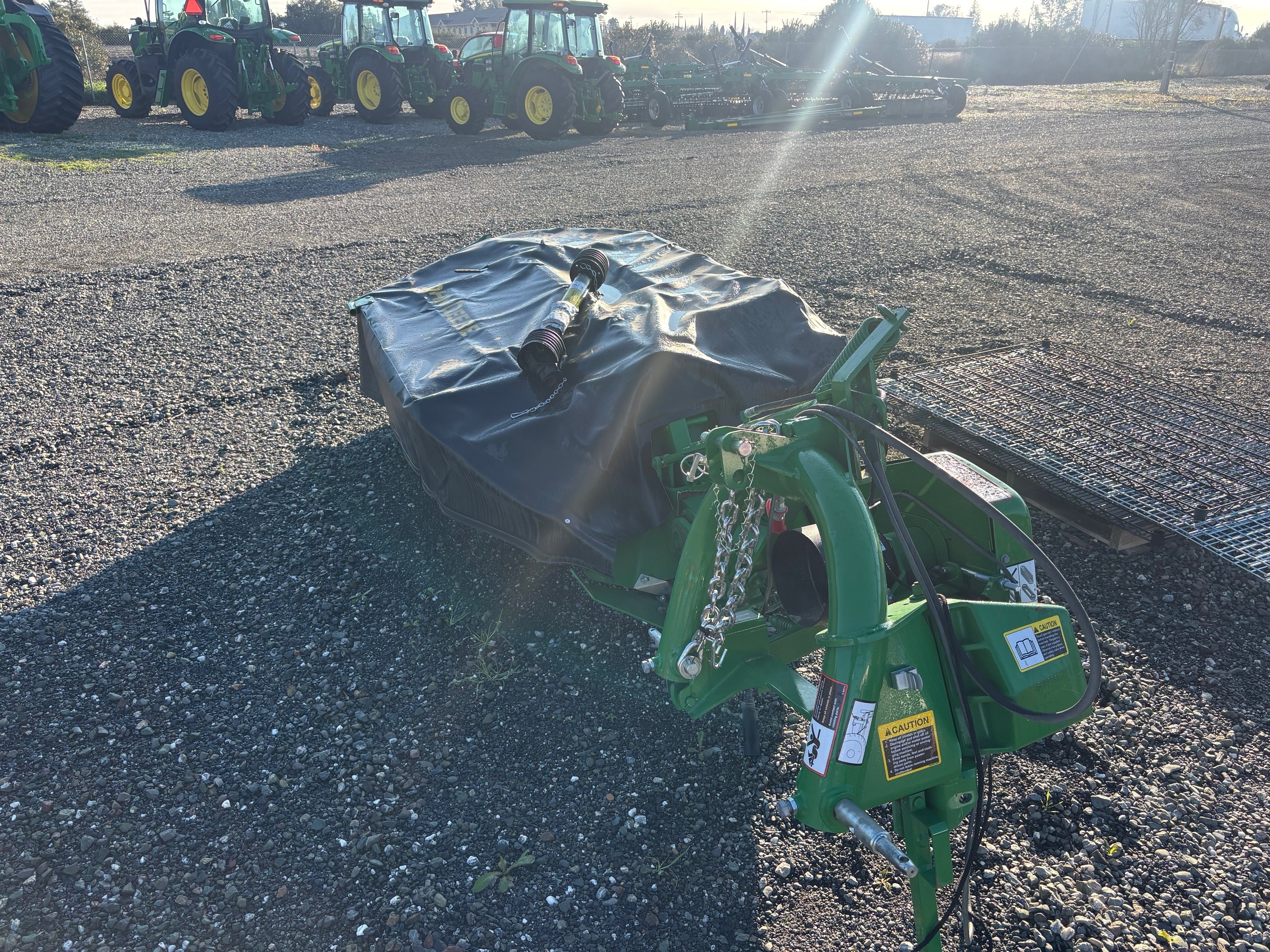 2024 John Deere R200