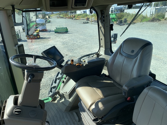 2021 John Deere 8R370