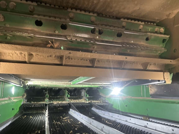 2025 John Deere S7 800