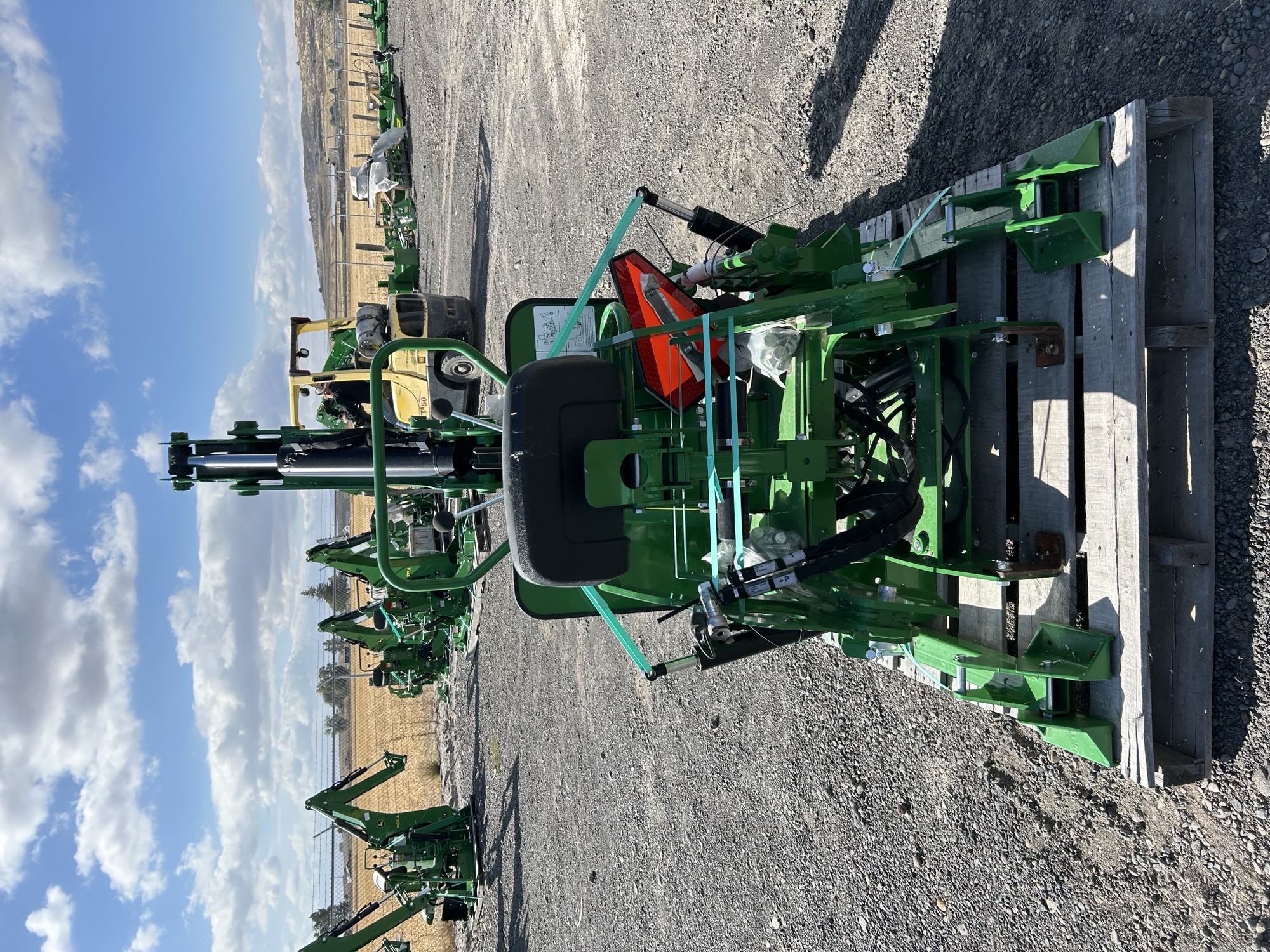 2022 John Deere 375A
