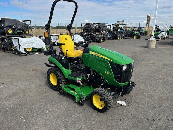 2022 John Deere 1025R