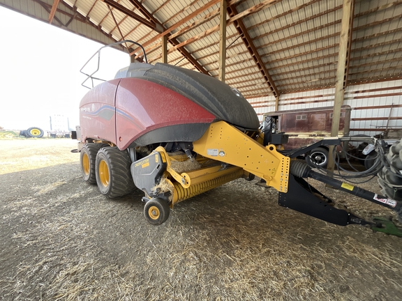 2023 New Holland 340+