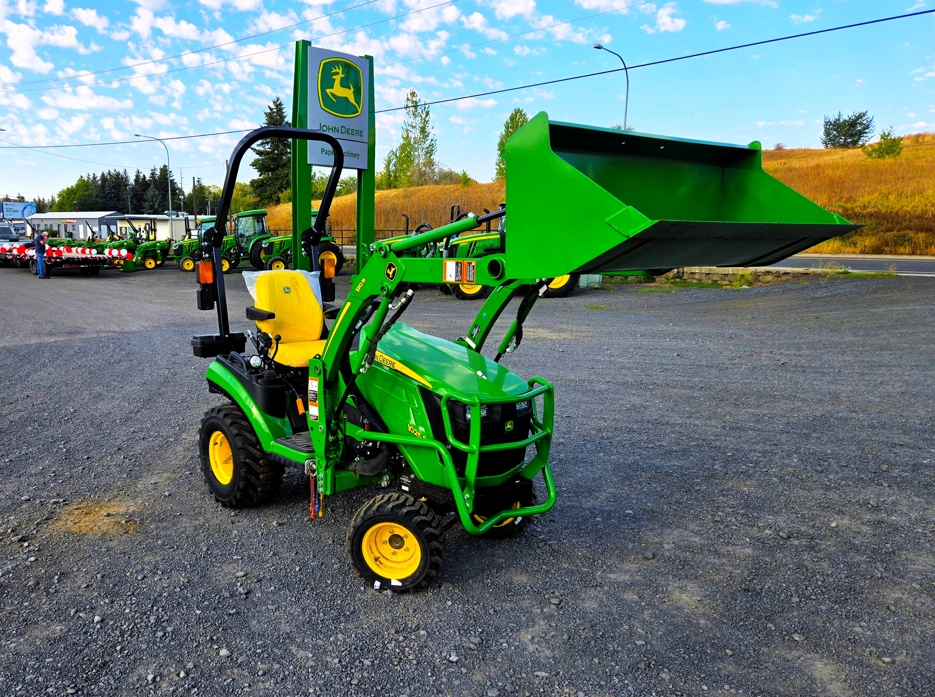2024 John Deere 1025R