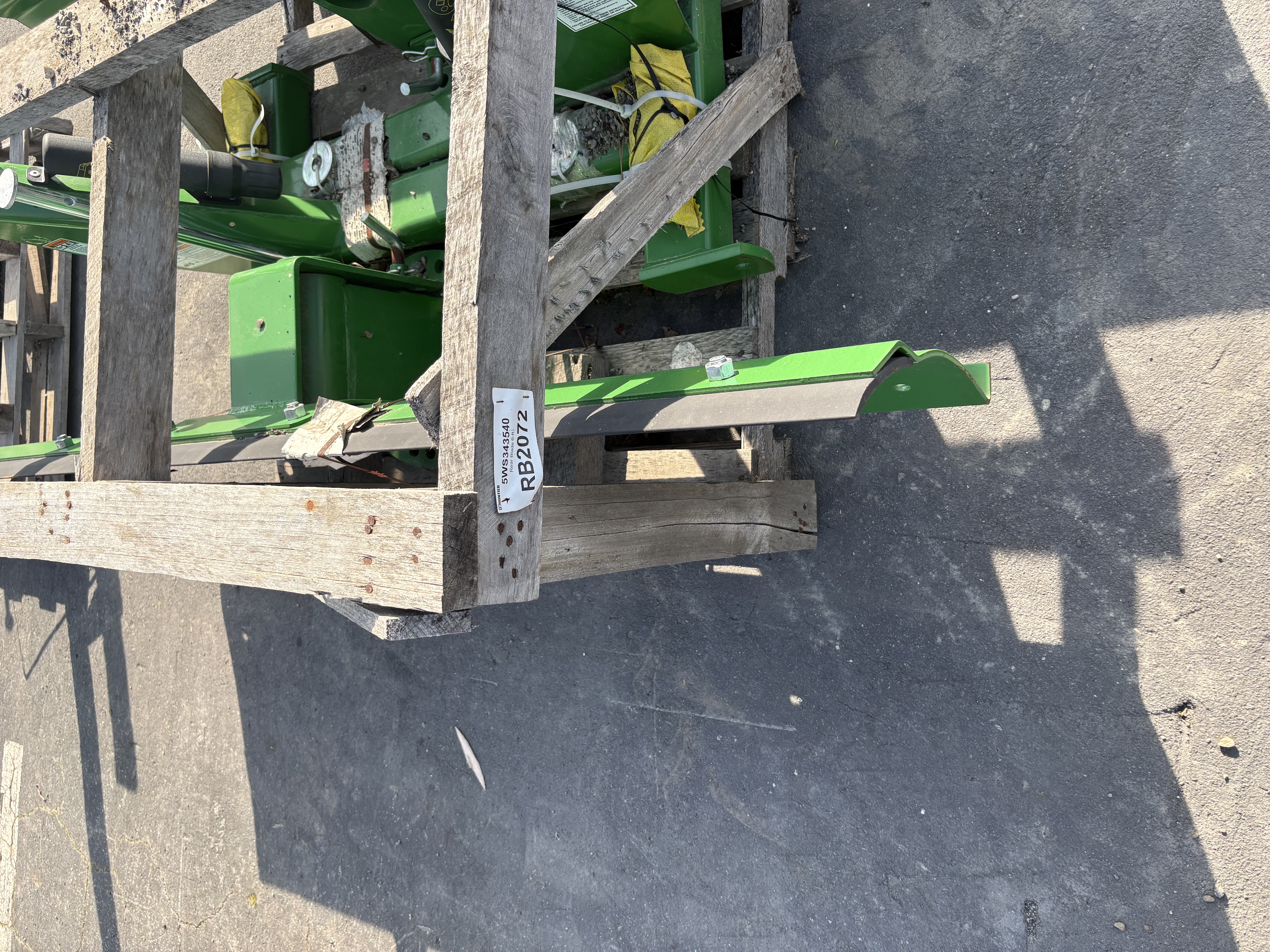 2022 Frontier RB2072