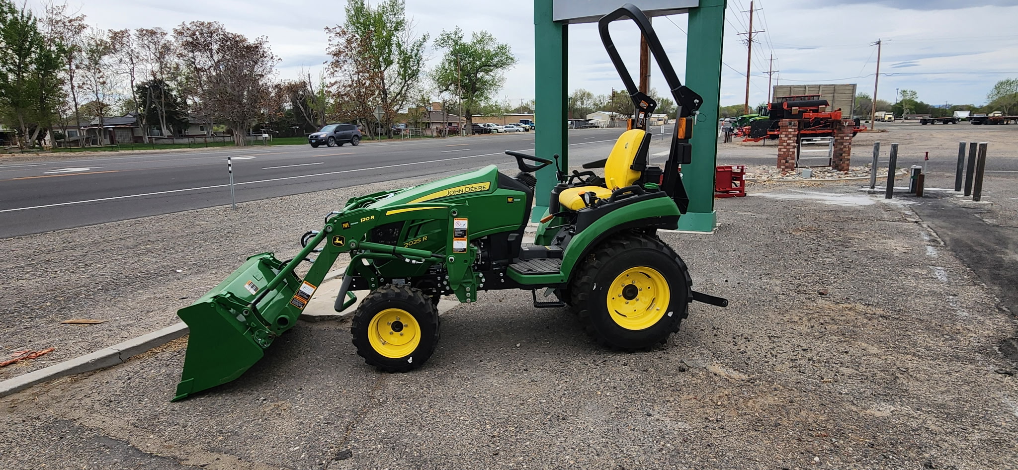 2025 John Deere 2025R