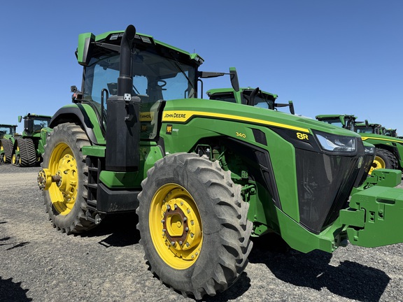 2023 John Deere 8R340