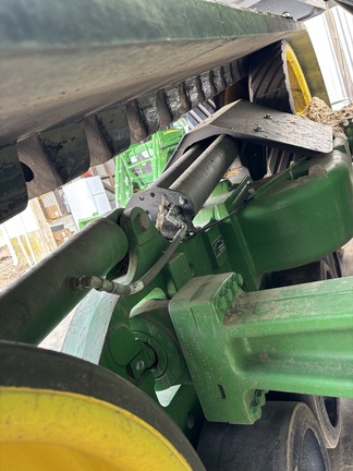 2025 John Deere 9RT590