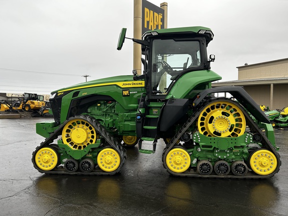 2022 John Deere 8RX370