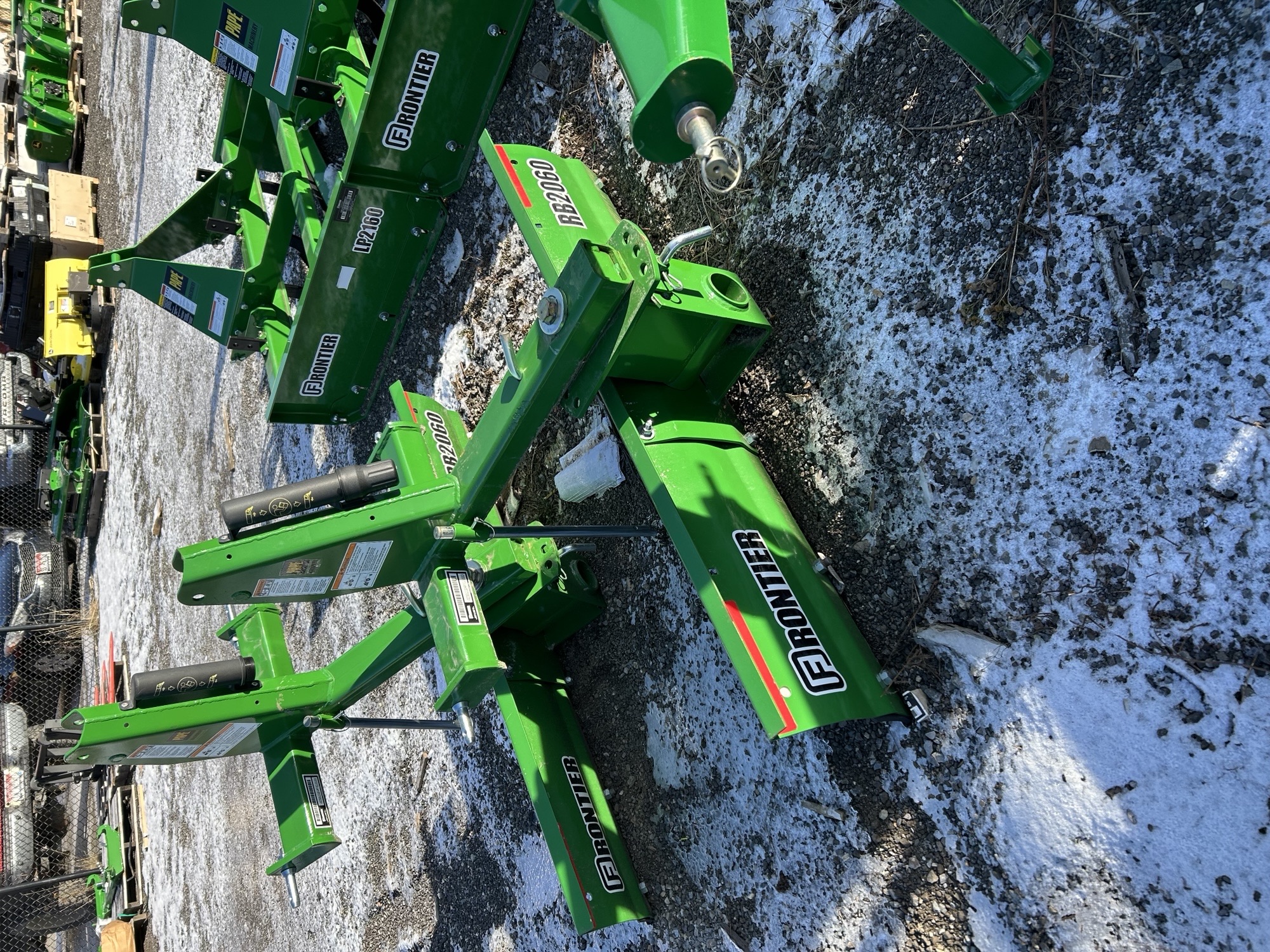 2022 Frontier RB2060